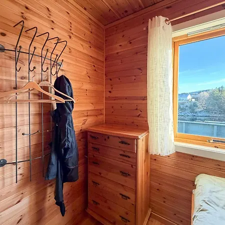 Holiday home On Hilltop With And Sea Views *